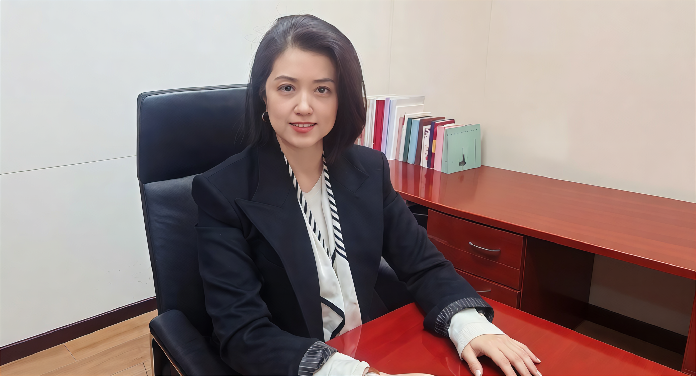 03 管理部門-荊培玲.png